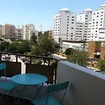 アパート Da Rocha 3